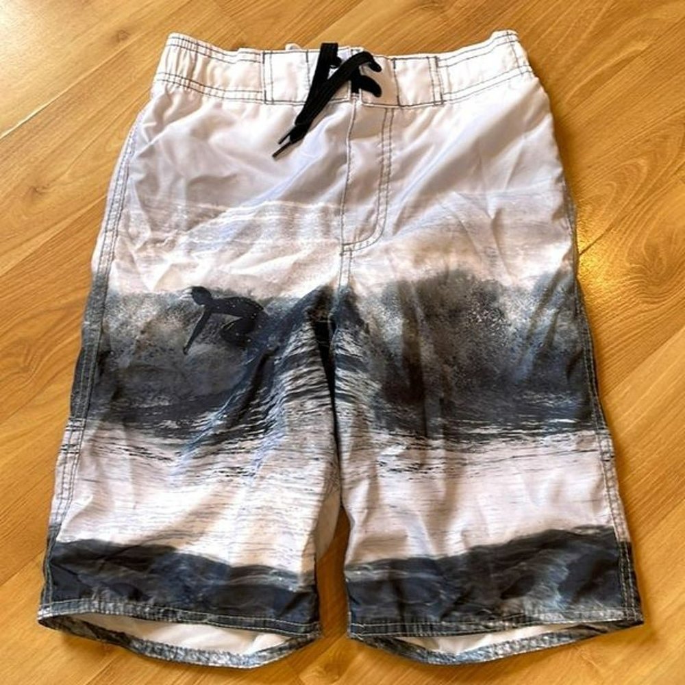 Old Navy White and Grey Board Shorts Boys Size L